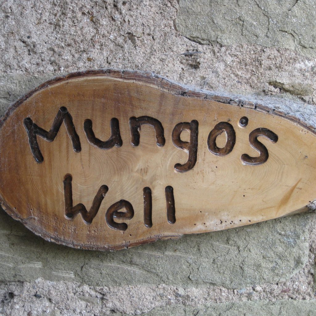 Holiday cottage wooden sign