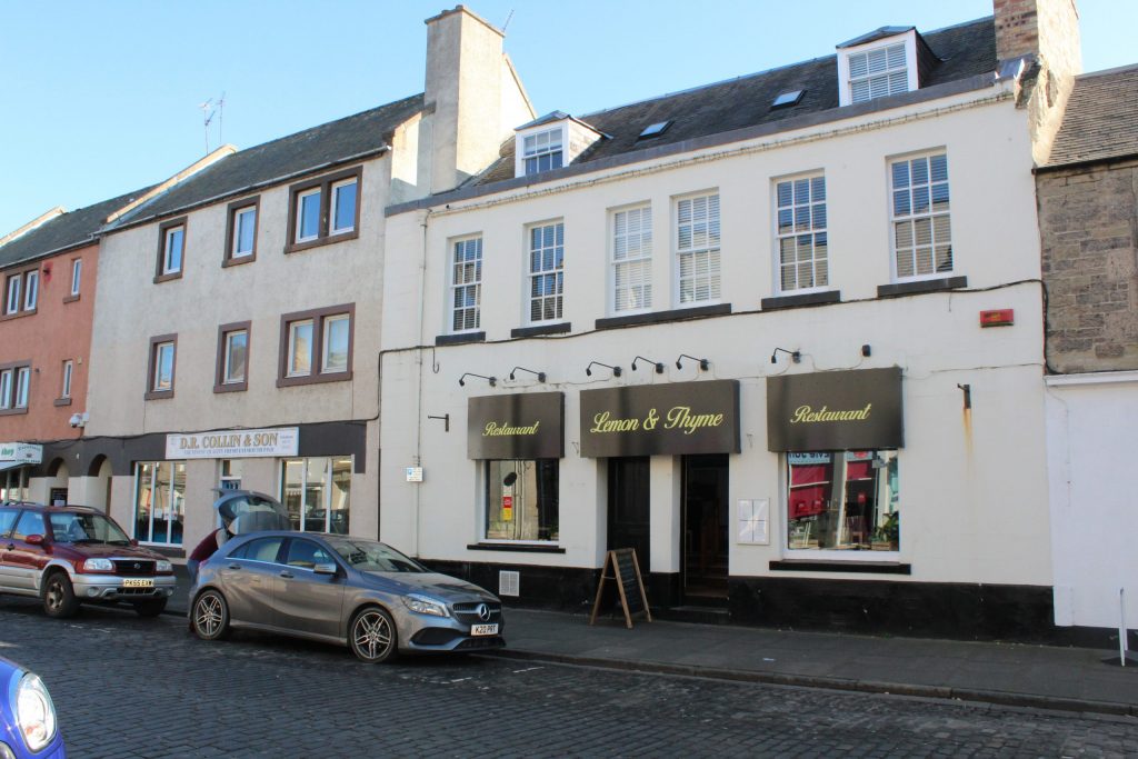 The lemon and thyme in kelso